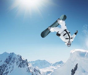 开云在线直播-红魔险境求生，内马尔式灵光改写曼市夜空