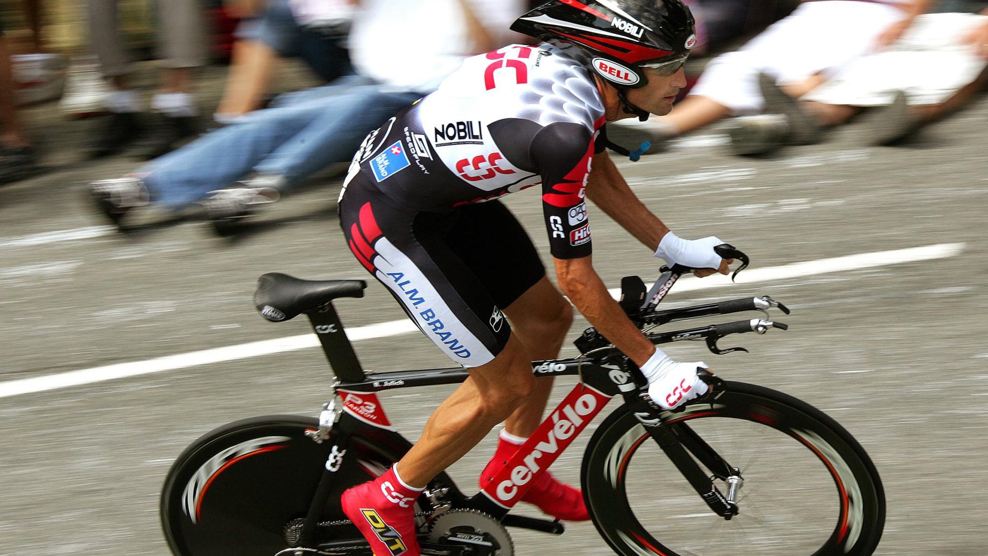 智利式闪电战，从南美到德甲，提前终结悬念的战术哲学